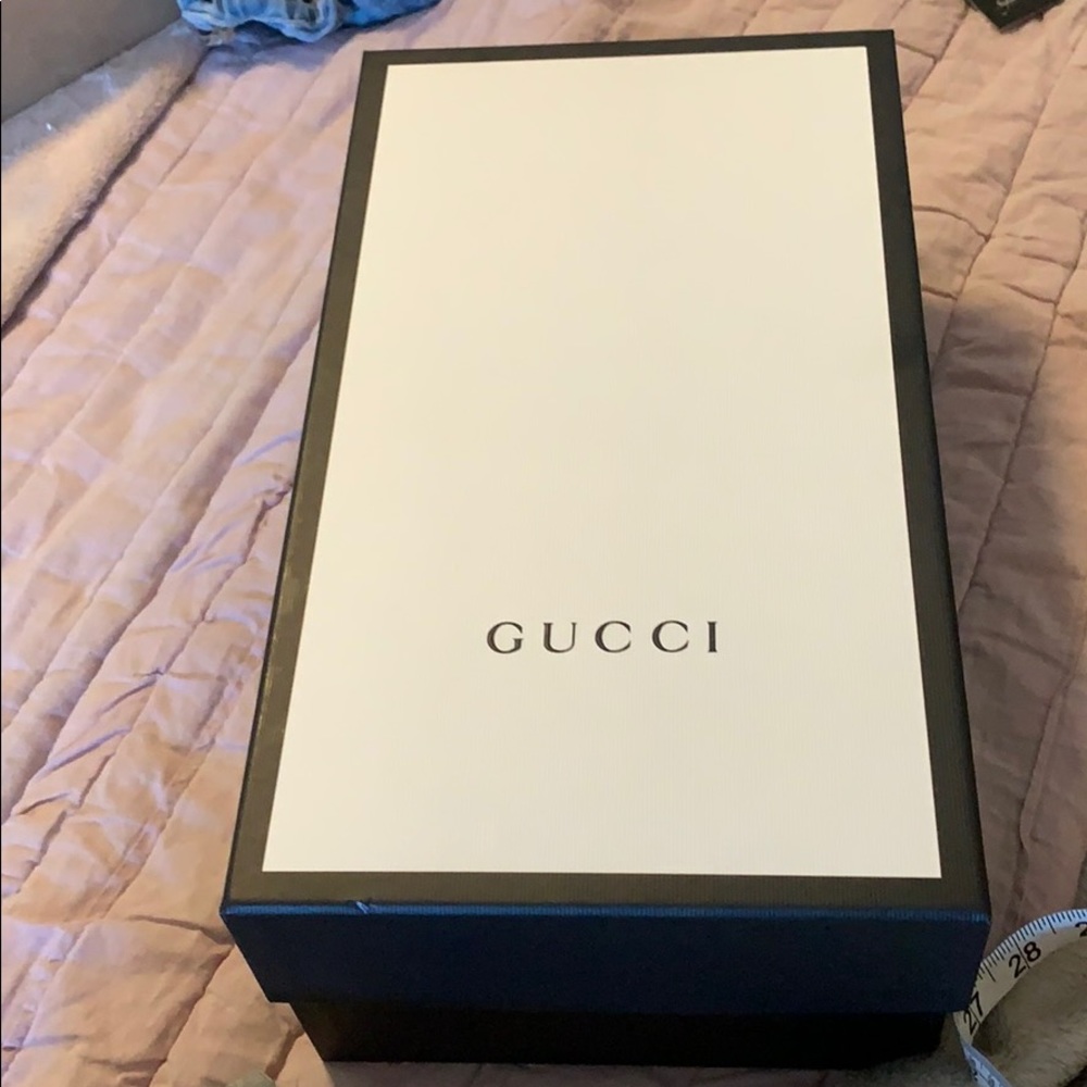 Gucci shoe box